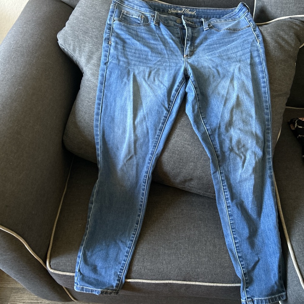 Universal thread skinny jeans
